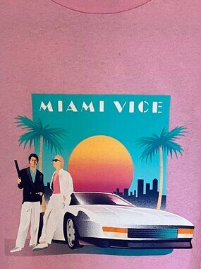 Miami Vice pink screen print s/s shirt, sz: M good condition